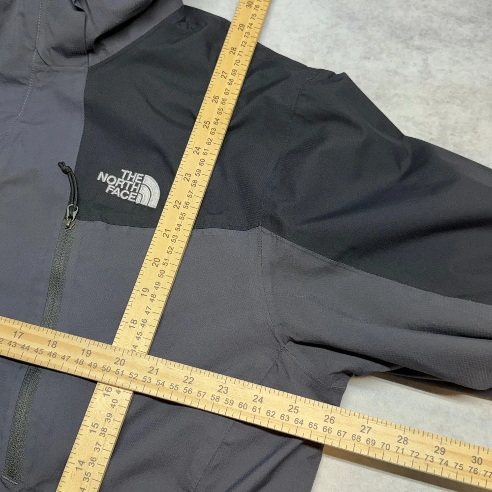 The North Face HyVent Triclimate 3 In 1 Jacket Mens XL Gray Black Fleece Lined